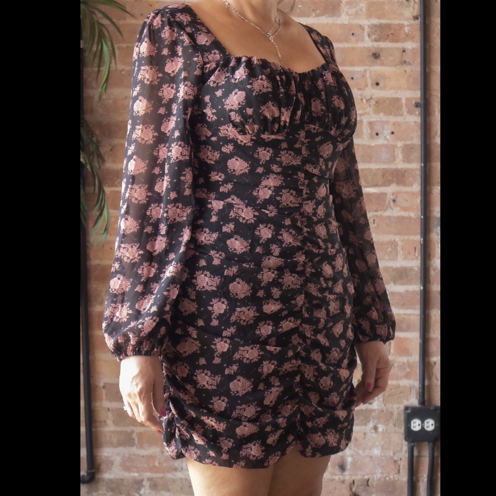 Flower mesh mini dress